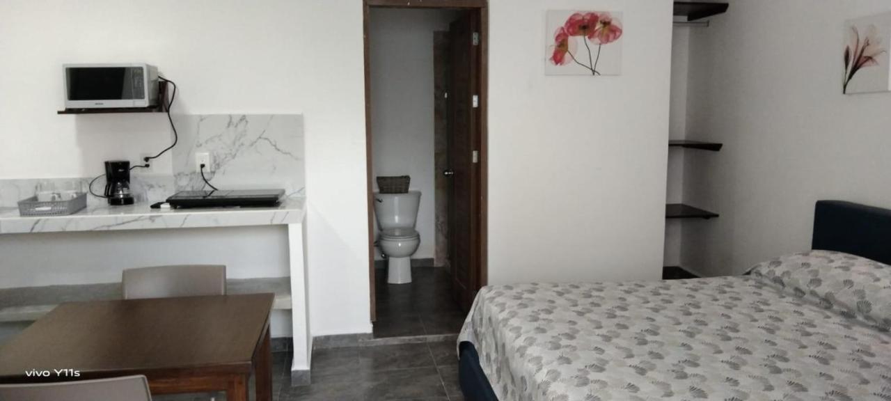 Casa Aura - King Suite With Kitchen And Balcony - 1St Floor Isla Mujeres Zewnętrze zdjęcie